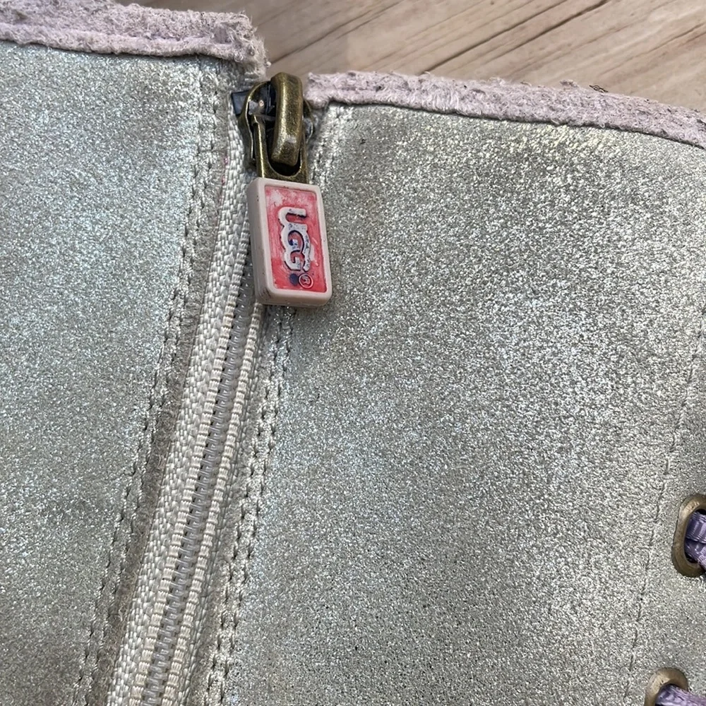 UGG Girls Corene Metallic Taupe Back Bow Winter Boots Size US 3